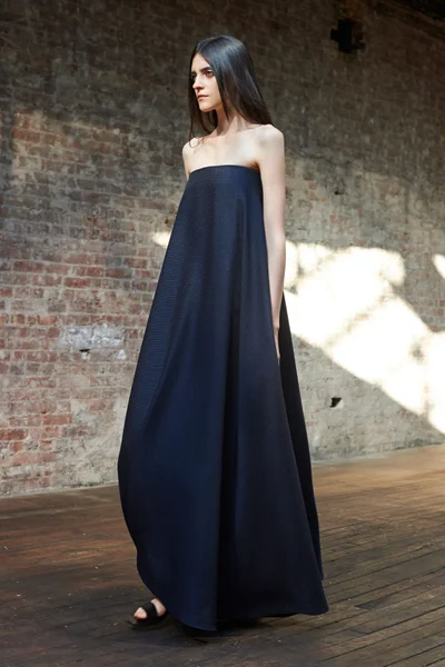 Look 10
